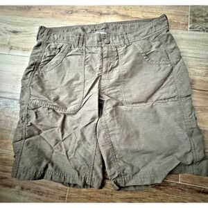 The North Face Women Hiking Shorts 9" Inseam Size 8 Olive Brown Color Zip Pocket